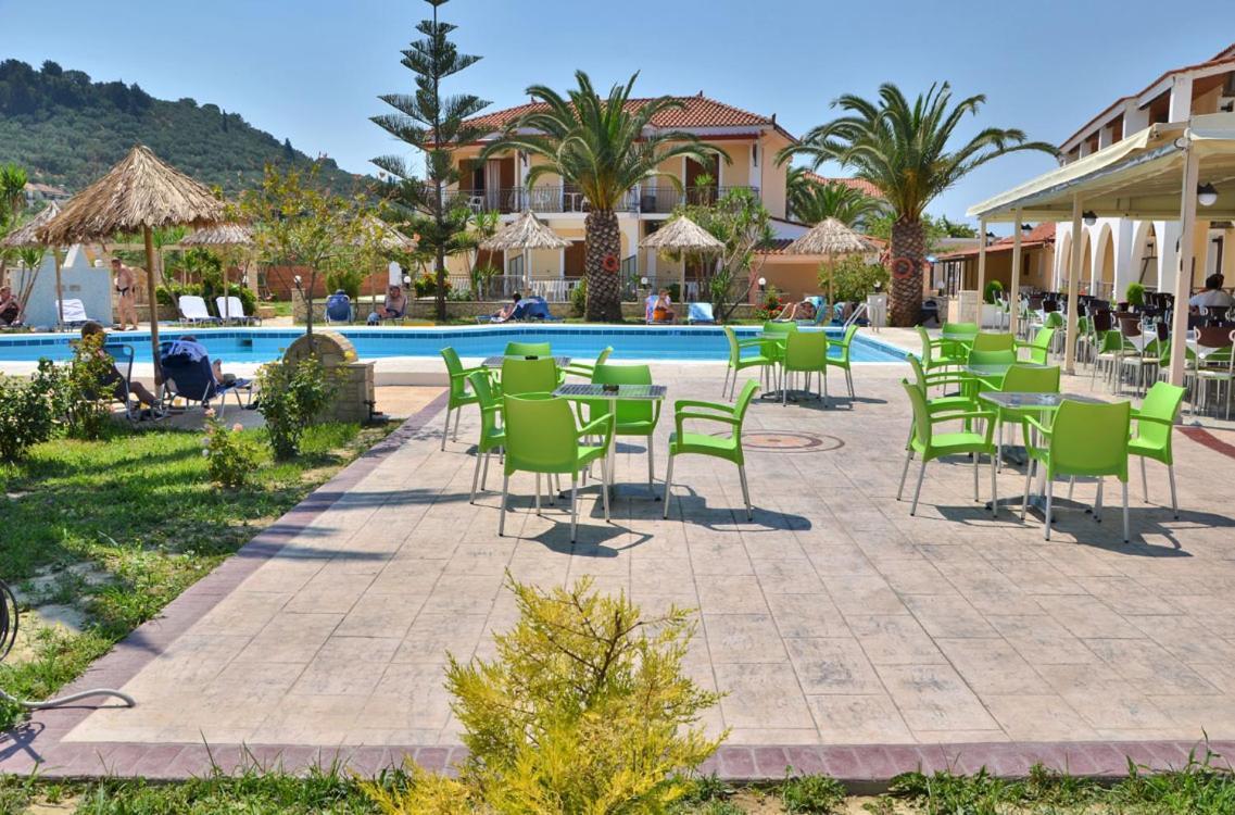 Sunny Garden Hotel Циливи Екстериор снимка