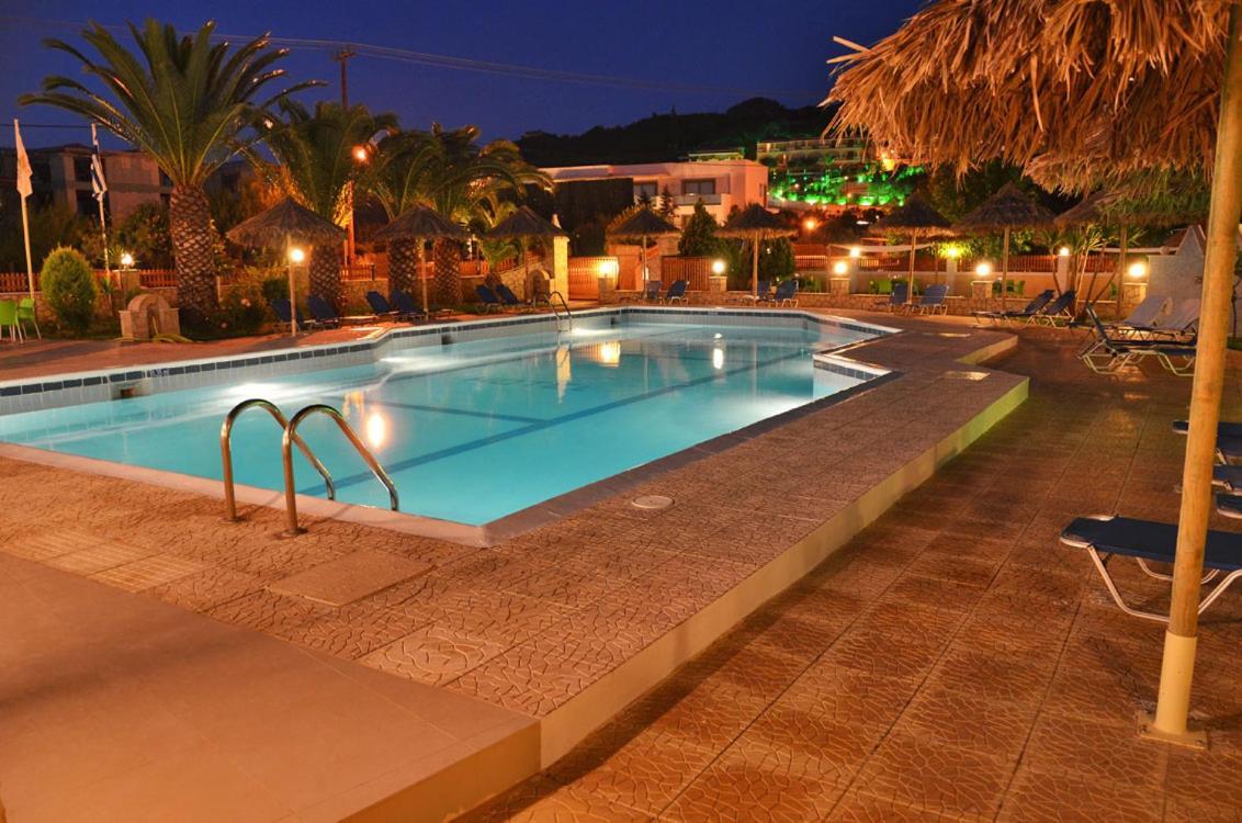 Sunny Garden Hotel Циливи Екстериор снимка